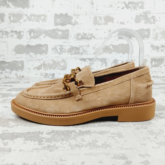 New Steve Madden Karmine Gleaming Tan Suede Goldtone Hardware Loafer W936 - Picture 1 of 12